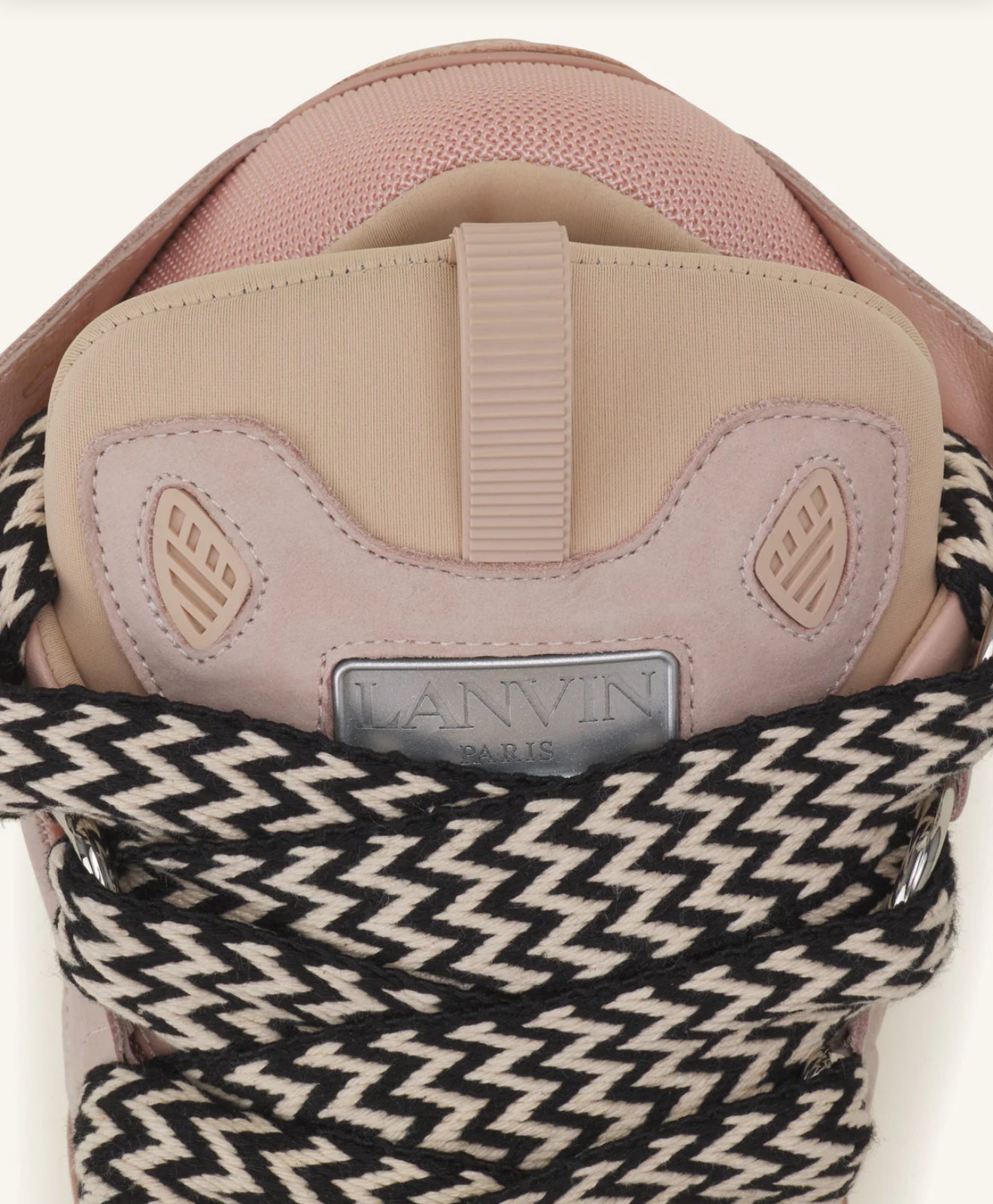 LANViN CURB