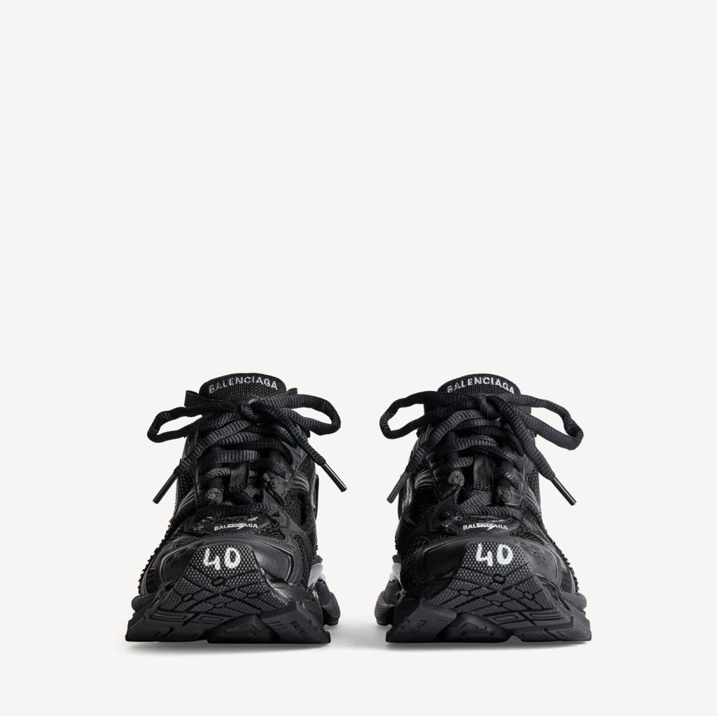 BALENCiAGA RUNNERS