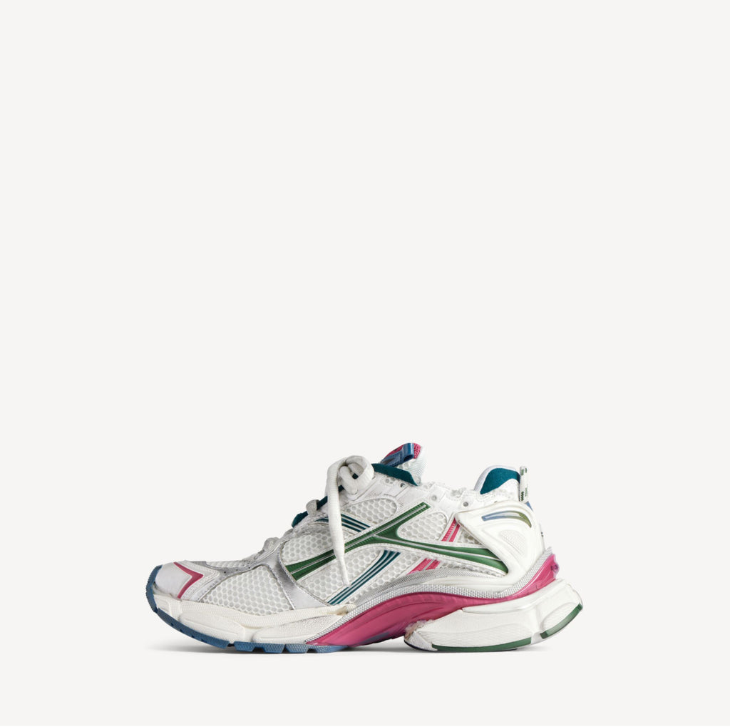 BALENCiAGA RUNNERS