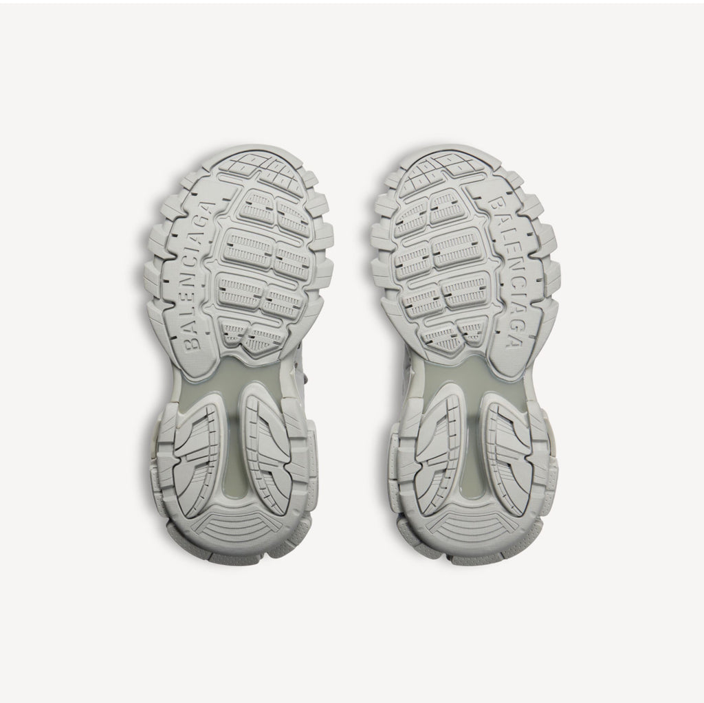 BALENCiAGA TRACK