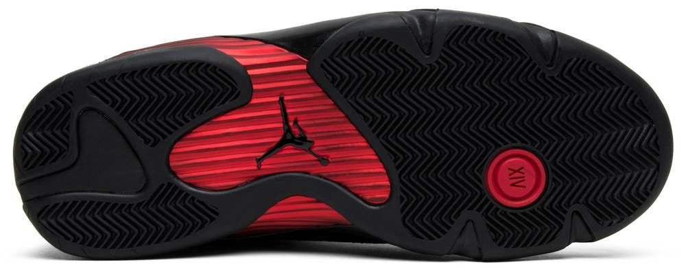 Jordan 14 Retro
Last Shot