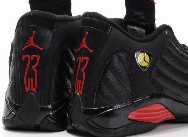 Jordan 14 Retro
Last Shot