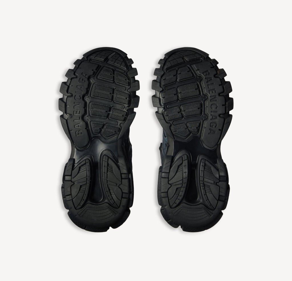 BALENCiAGA TRACK