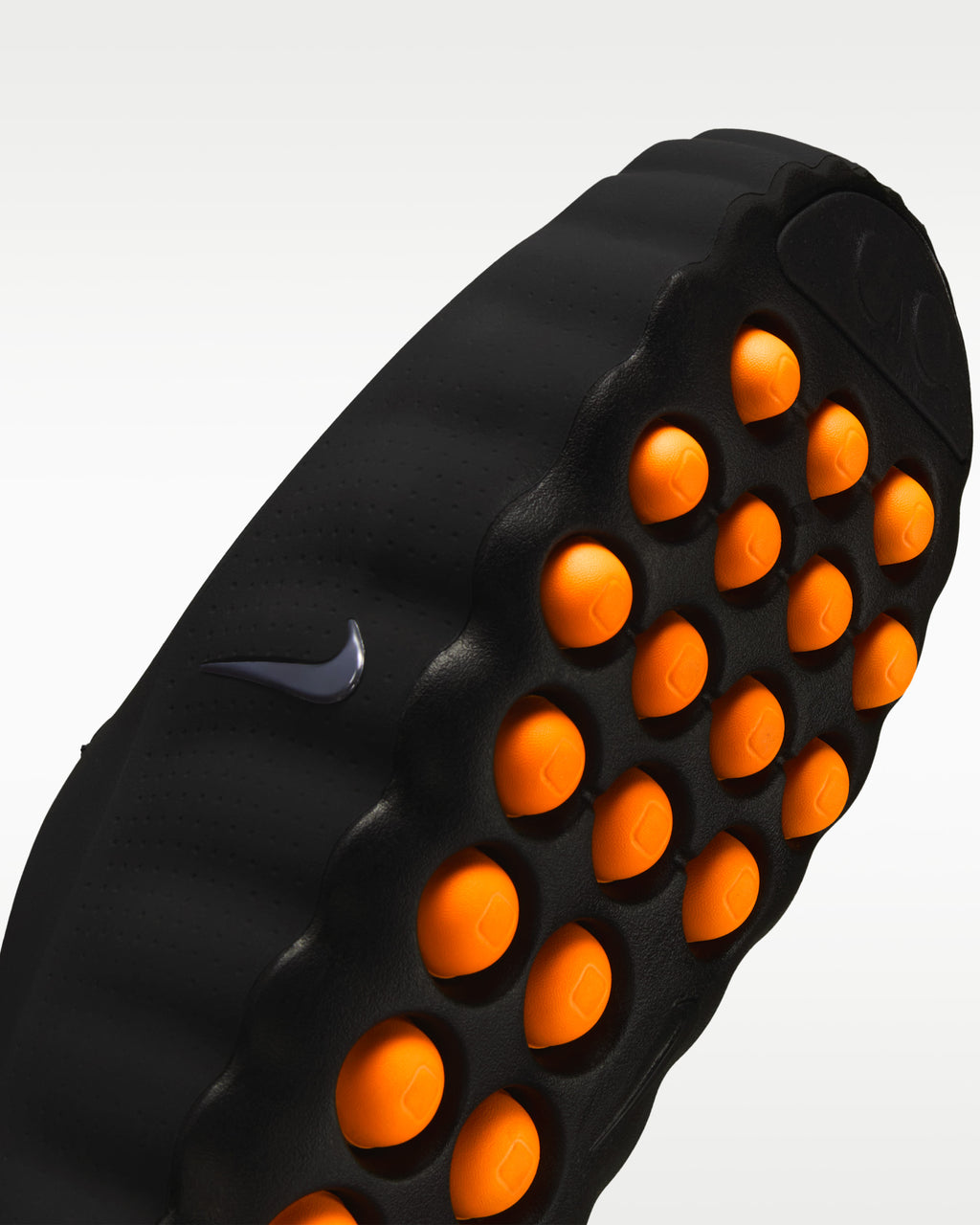 NiKE MIND 001