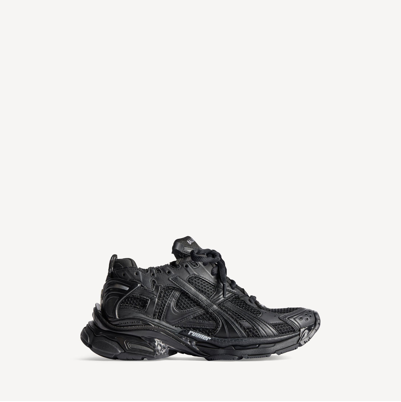 BALENCiAGA RUNNERS