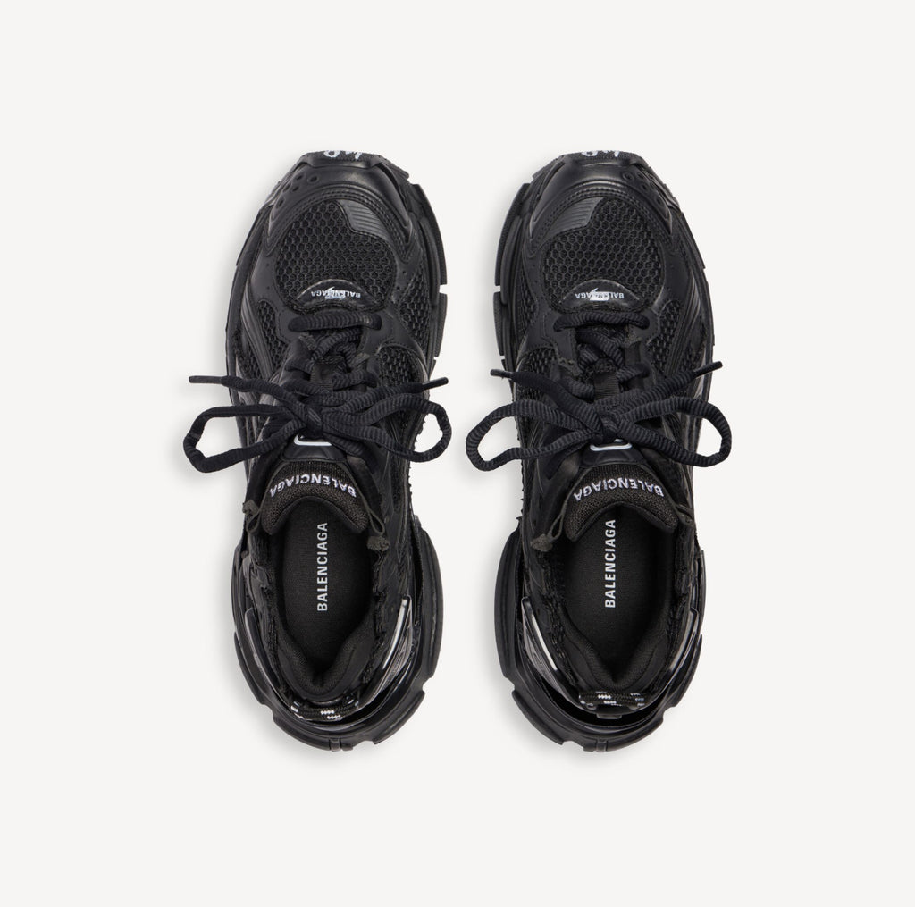 BALENCiAGA RUNNERS