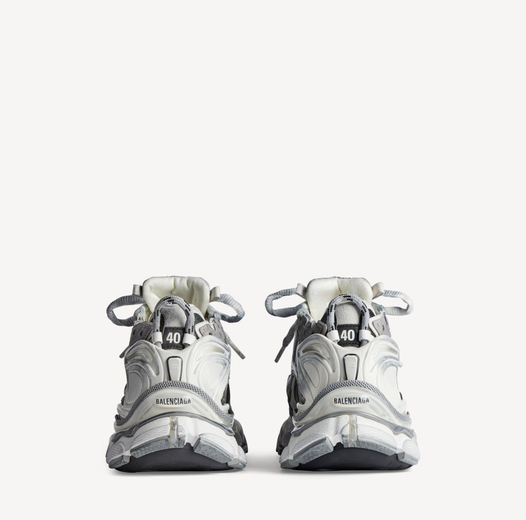 BALENCiAGA RUNNERS
