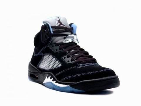 AJ5 NWA KAROLIN