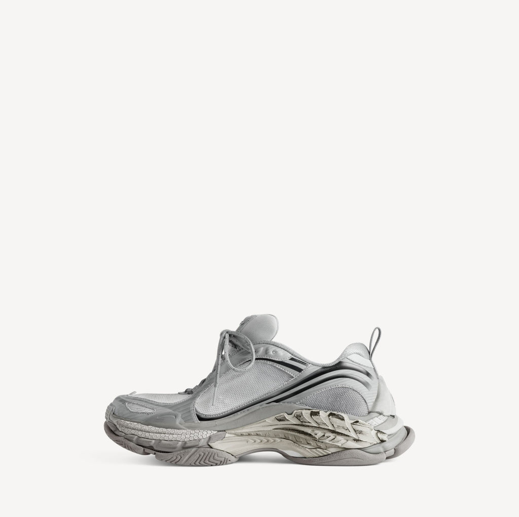 BALENCiAGA TRIPLE S2