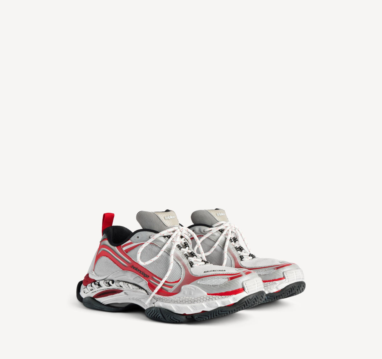 BALENCiAGA TRIPLE