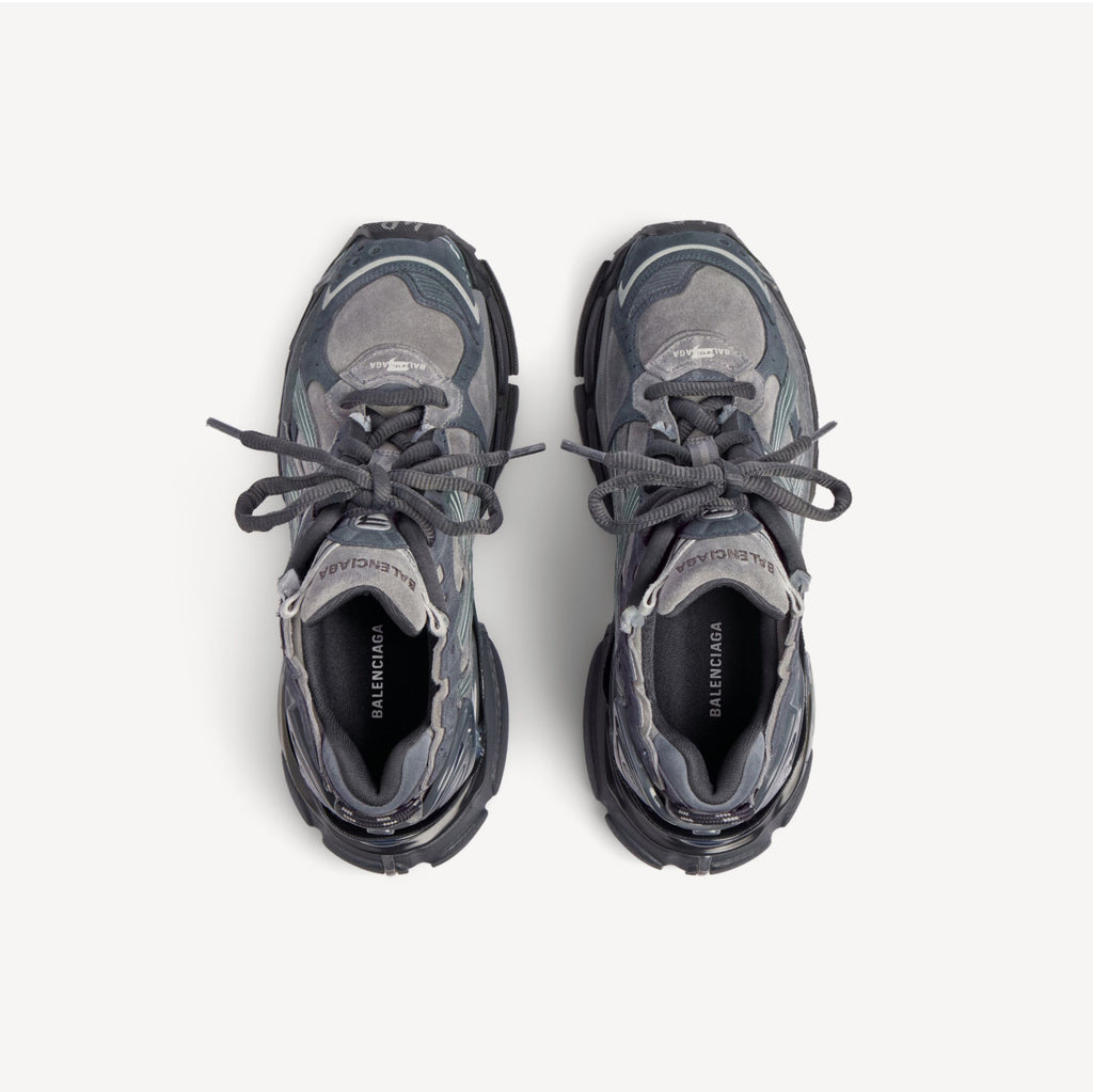 BALENCiAGA RUNNERS